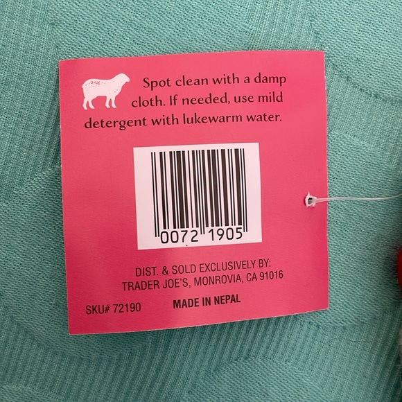 Trader Joe’s Handcrafted Felted Wool Trivet - Picture 4 of 4